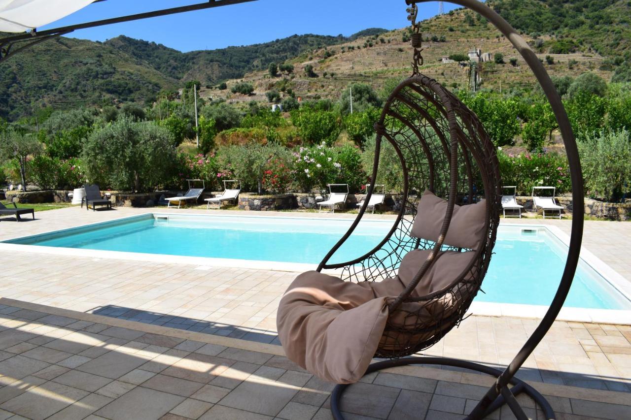 Taormina Villa Ibiscus Alcantara Gaggi Exteriér fotografie